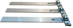 A set of stabilizers, 3 pieces.